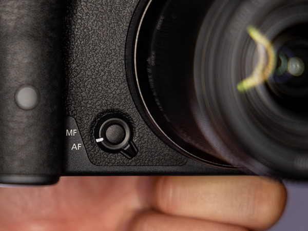 تعمیر شاتر مکانیکی و الکترونیکی در Canon R7 پس از خطای Err20