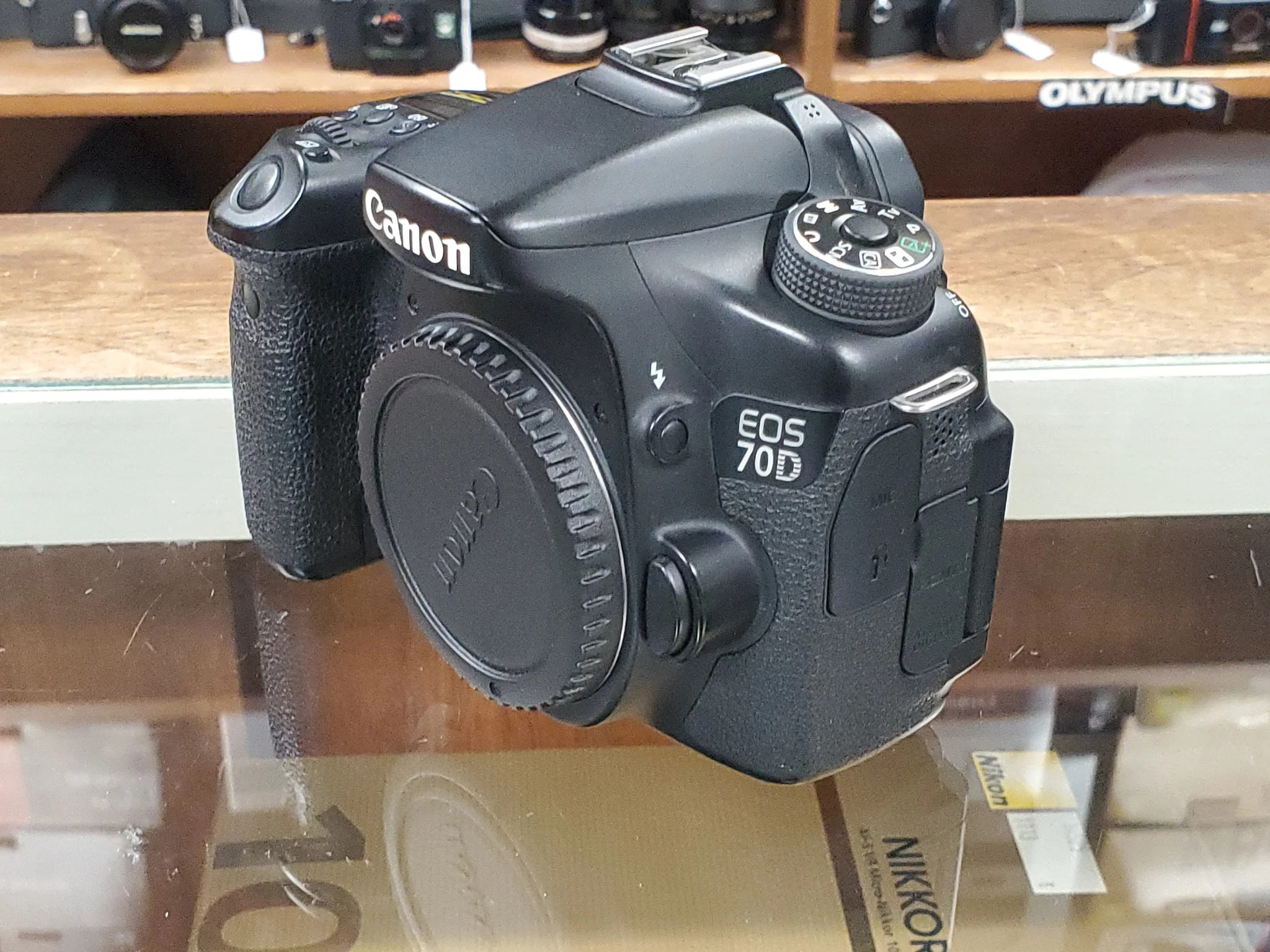 راهنمای فوق تخصصی تعمیر دوربین کانن Canon EOS 70D برای تعمیرکاران حرفه ای 