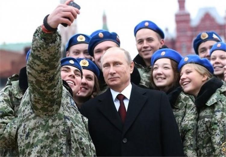 سلفی به مثابه اعمال قدرت و مقاومت